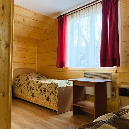 За Горбами Apartment Yaremche Exterior photo